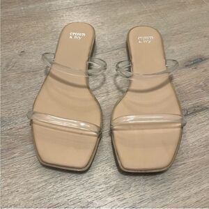 Crown & Ivy Sandal